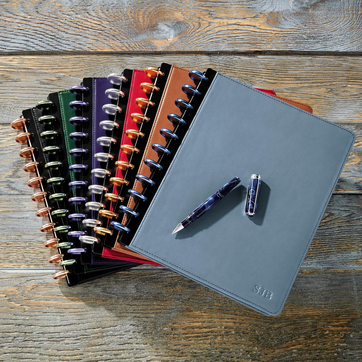 Levenger Circa® Original Leather Discbound Notebook