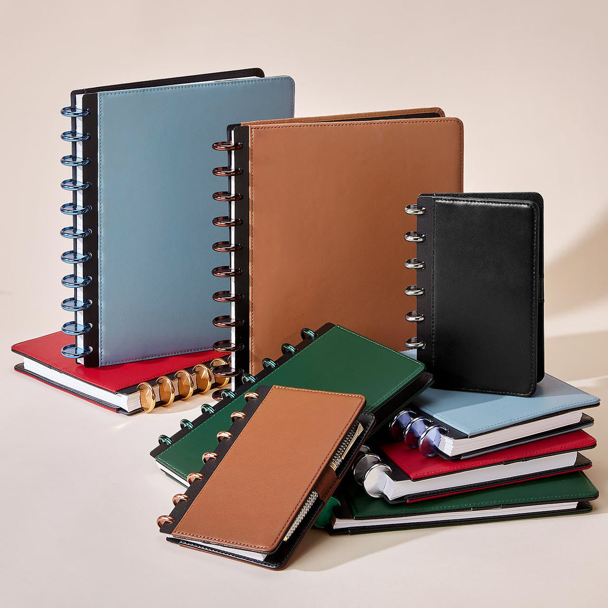 Levenger Circa® Original Leather Discbound Notebook